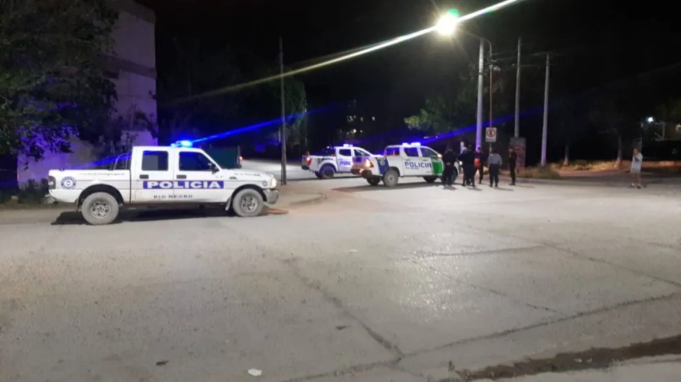 Incidente con heridos y detenidos en Cipolletti en las 200 viviendas