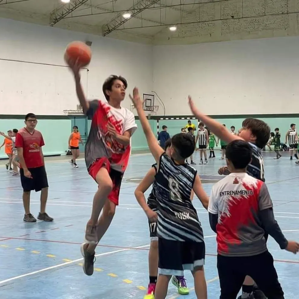 Éxito rotundo del encuentro de básquet en Cipolletti