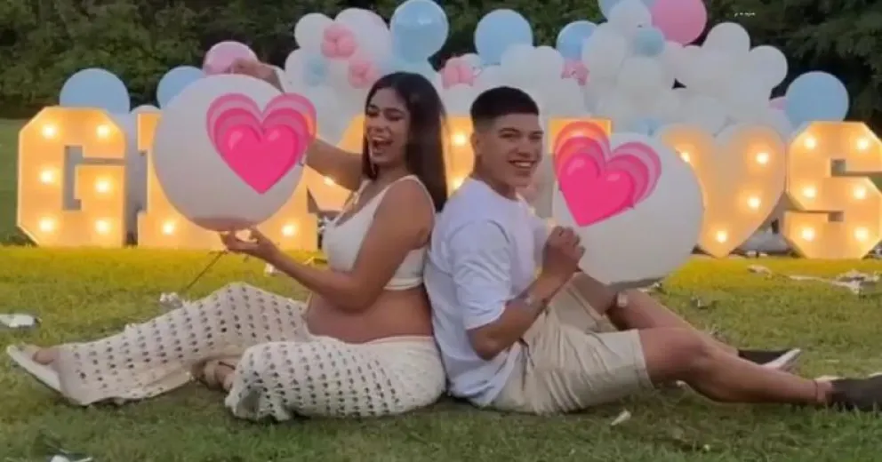 Daniela Celis y Thiago Medina revelan los nombres de sus gemelas y a sus padrinos estrella