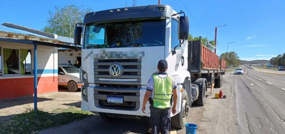 Recuperaron un camión con pedido de secuestro en Neuquén 
