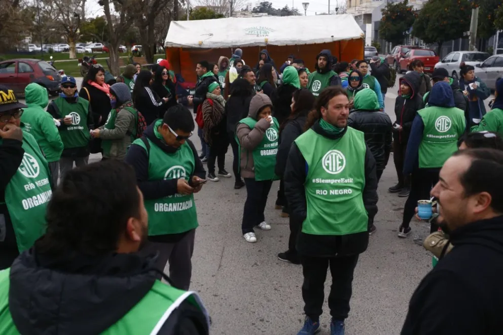 Sin clases por paro de porteros de ATE