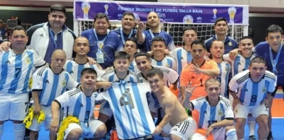 Escándalo en la final del Mundial de Talla Baja: Paraguay abandonó el partido y Argentina fue campeón