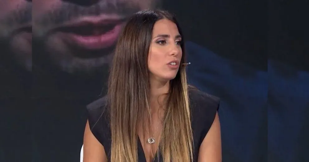 Revelan las polémicas fotos íntimas que Cinthia Fernández vendía en internet