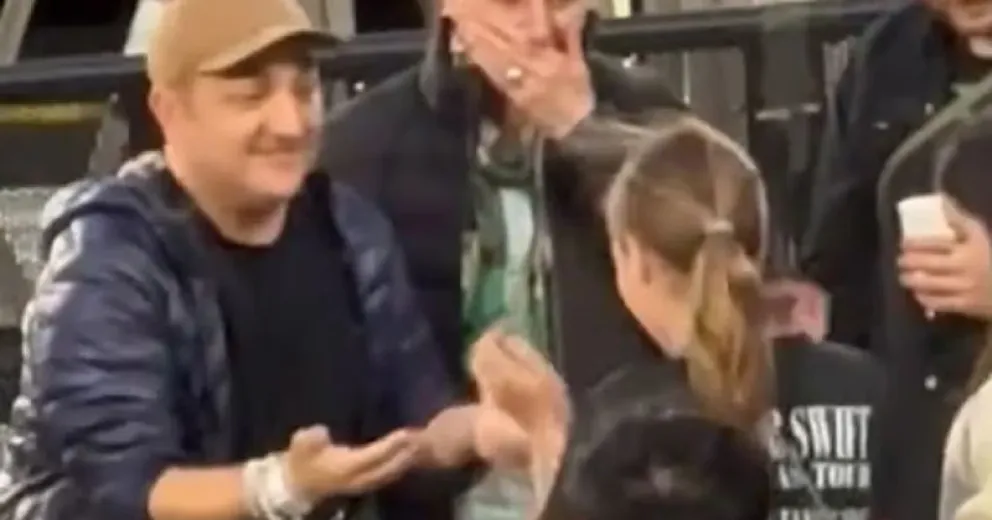El divertido blooper de Diego Topa con una fan en el recital de Taylor Swift
