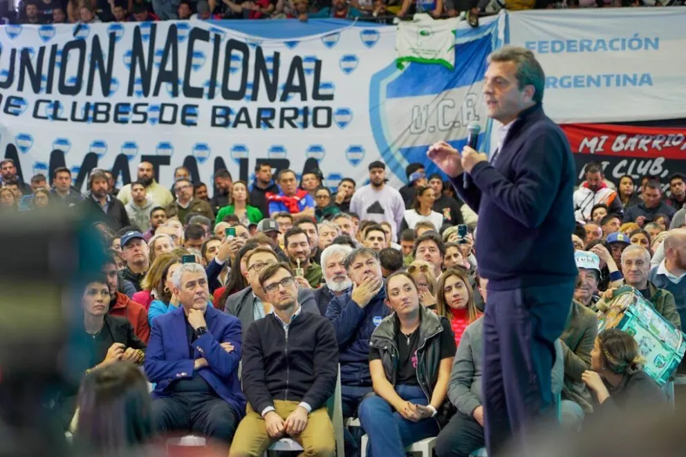 Gran expectativa por el acto de Sergio Massa en el Polideportivo