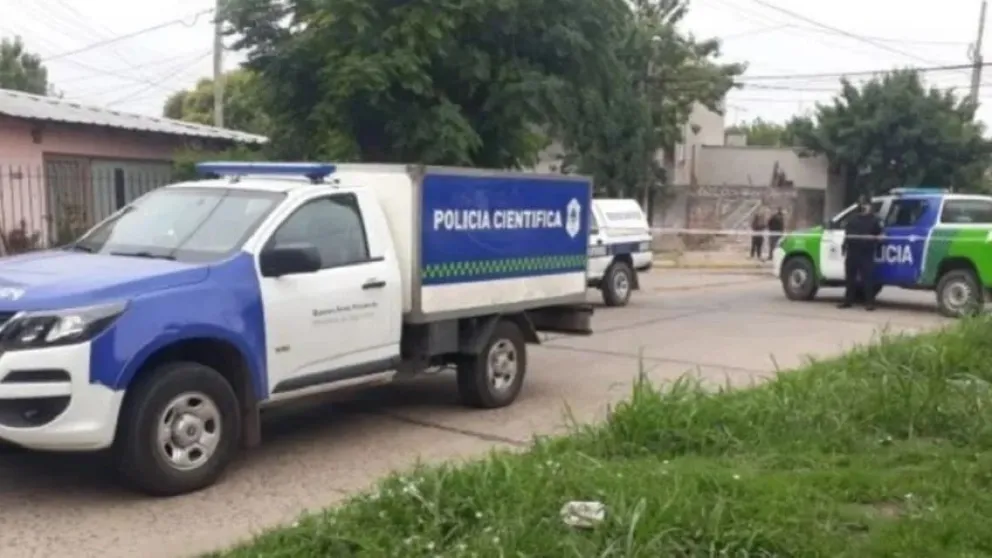 Terrible video: discutieron y le partió la cabeza a fierrazos en plena calle