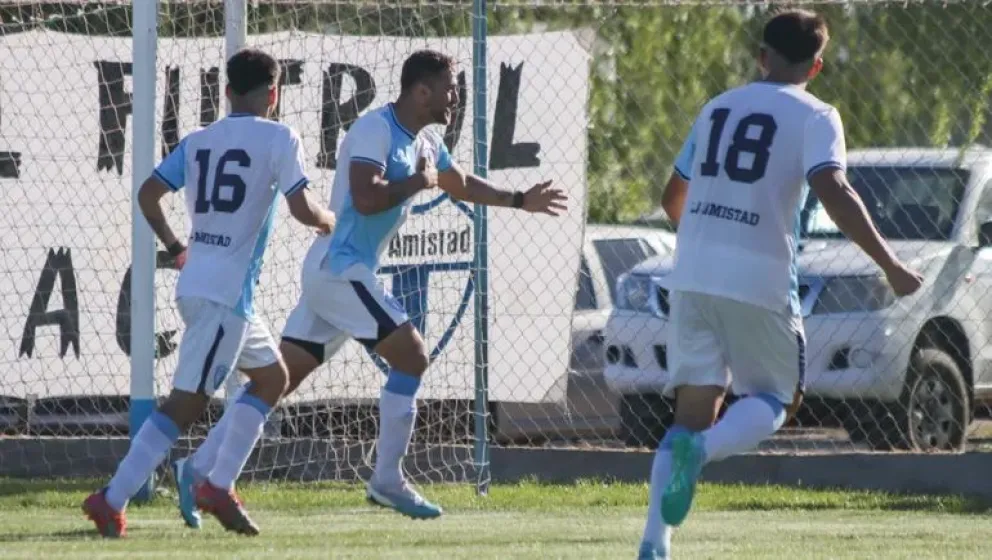 La Amistad arrancó con todo; traspié del “Pillma” en Bariloche