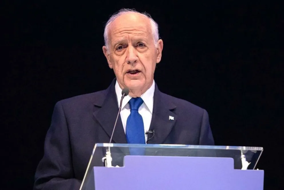 Lavagna anunció su apoyo a Massa: respaldó la idea de impulsar "un gobierno de unidad nacional"