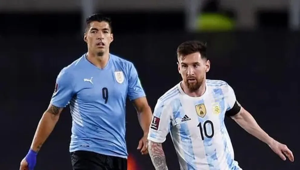 Argentina y Uruguay en un clásico sudamericano clave por las Eliminatorias: hora, TV y formaciones 
