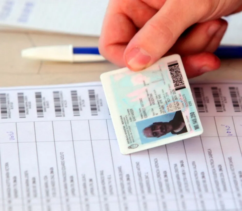 Elecciones: estos son los documentos válidos para votar en el balotaje 2023