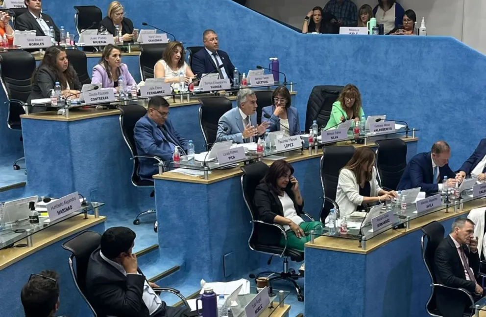 Aprueban tres leyes para agilizar y controlar la actividad minera