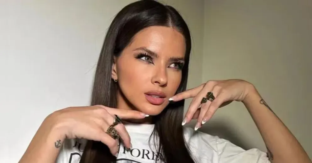 La China Suárez deslumbra con las botas más fashion de su marca favorita