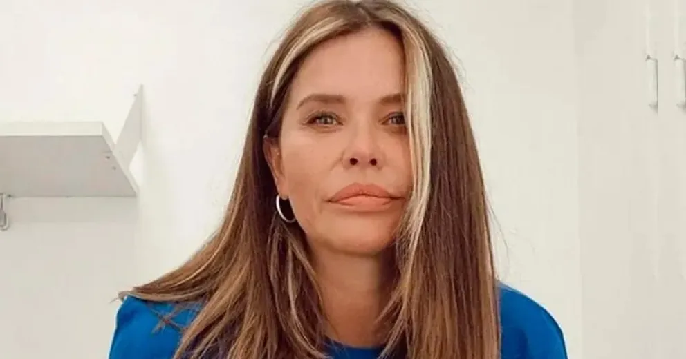 Nazarena Vélez mostró una foto sin filtros y en traje de baños: "Mujeres reales"