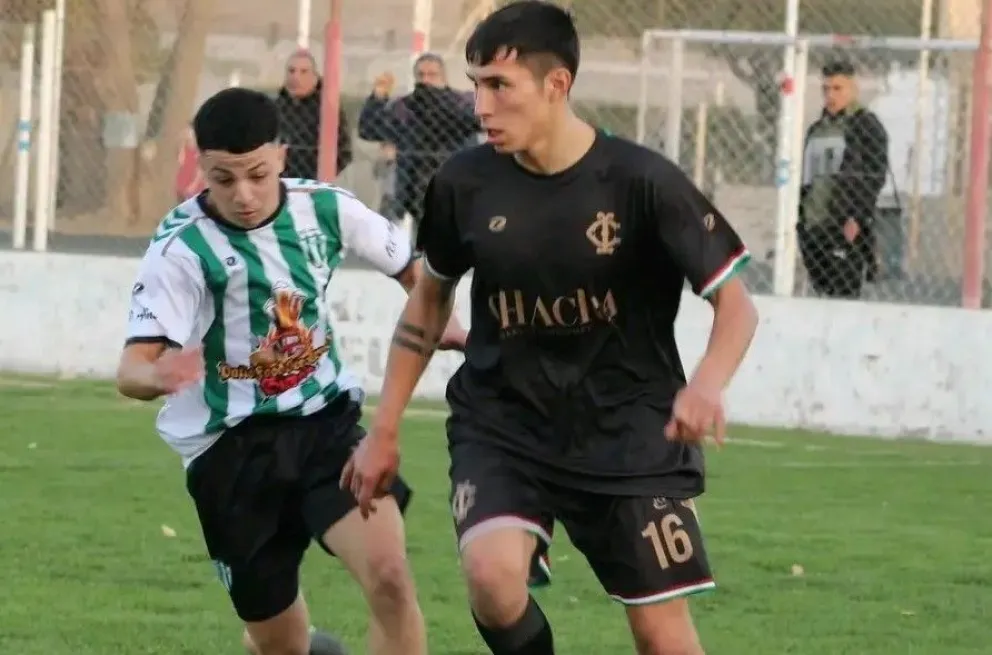Continua grave el futbolista rionegrino que sufrió un accidente en la Ruta 22