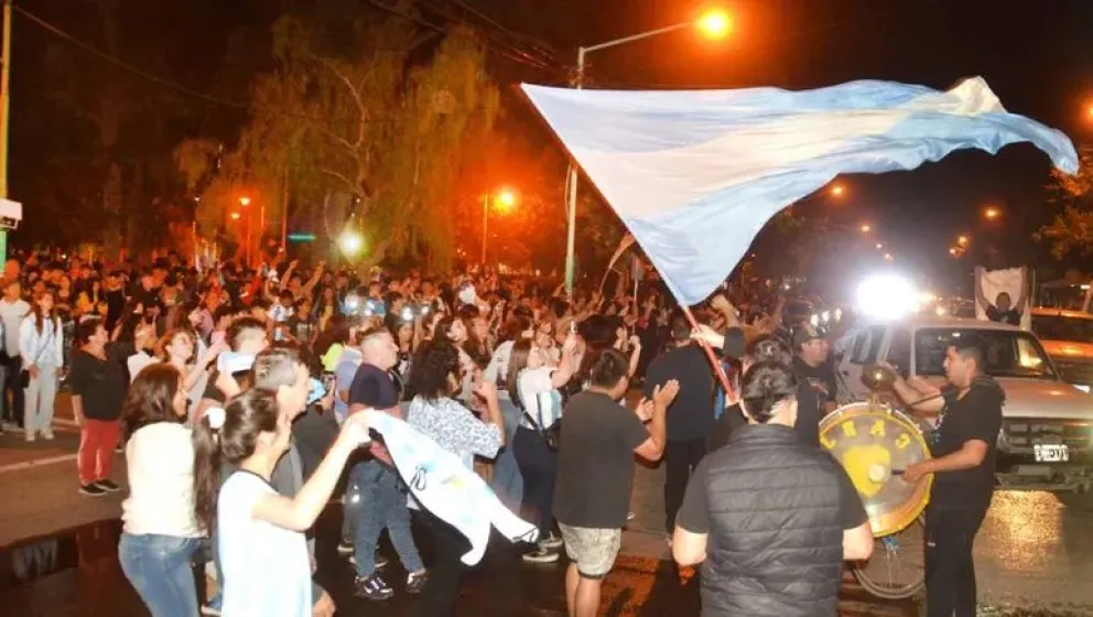 La región no fue una isla: LLA también logró la victoria