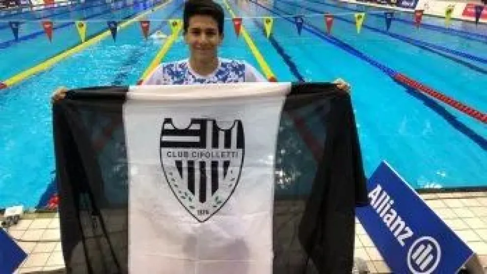 Un nadador que representa a Cipolletti se consagró con el oro en los Juegos Parapanamericanos 