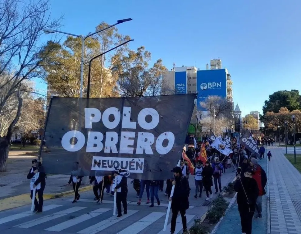 En el Alto Valle también se movilizan contra las medidas y decretos de Milei