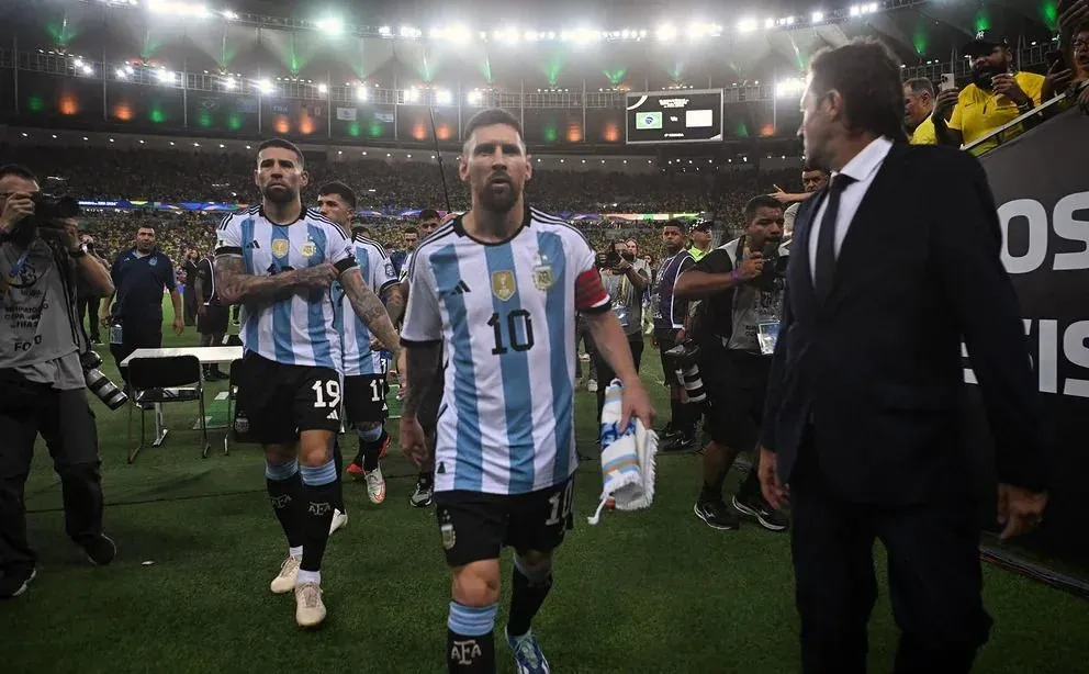 Messi mostró su enojo por represión policial contra hinchas argentinos en Brasil: "Otra vez reprimiendo..."