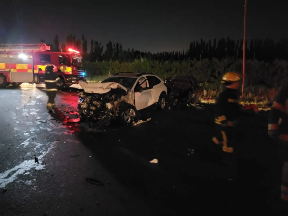 Trágico choque frontal en la Ruta 7 deja dos muertos y un herido grave