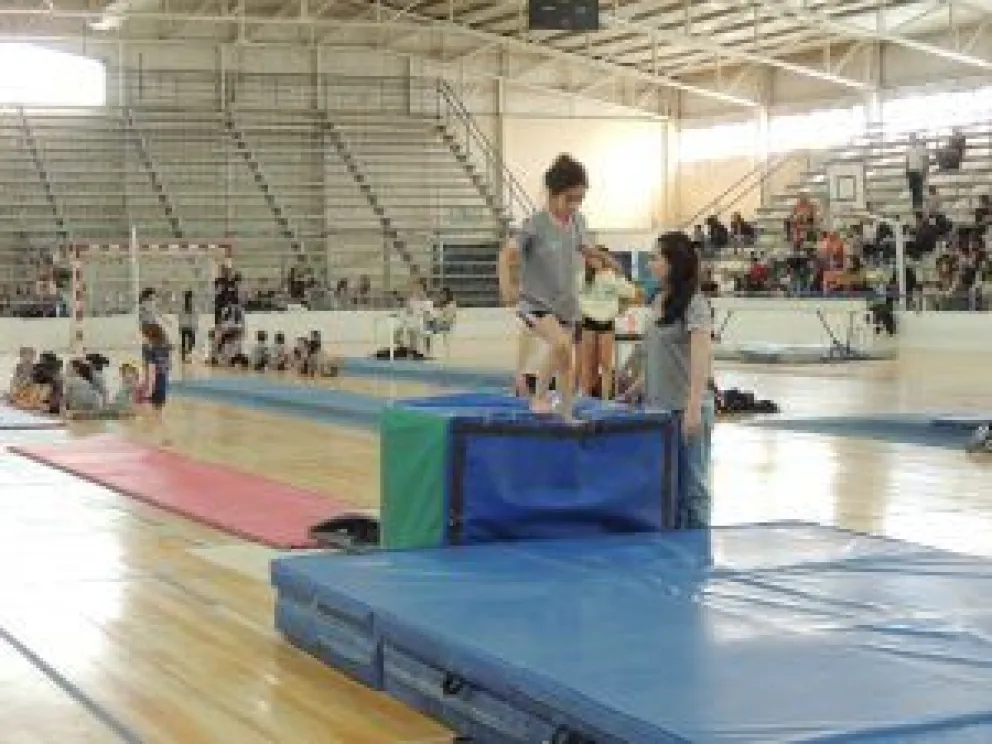 Se realizó el cierre anual de la Escuela Municipal de Gimnasia Artística