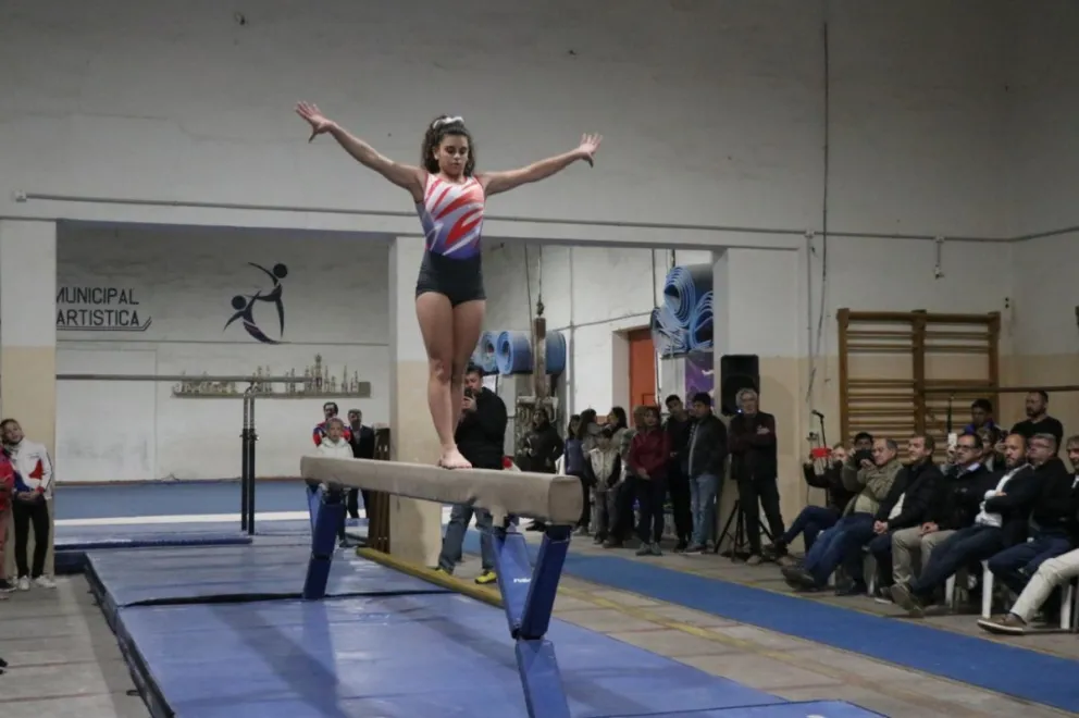 Gran cierre de las actividades de la Escuela Municipal de Gimnasia artística