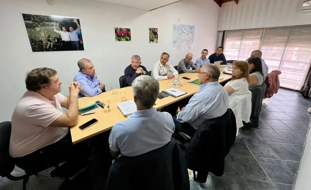 Weretilneck anunció sus ministros y secretarios de Estado