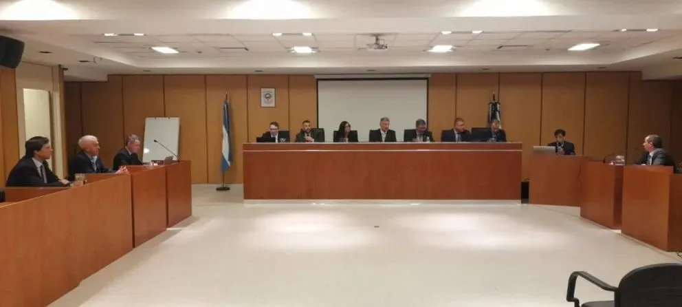 Sancionan a un funcionario judicial por expresiones de burla contra personas con discapacidad entre otras acusaciones