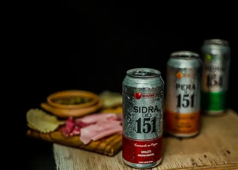 La cooperativa Las Delicias fortalece su producción de sidra en Cipolletti