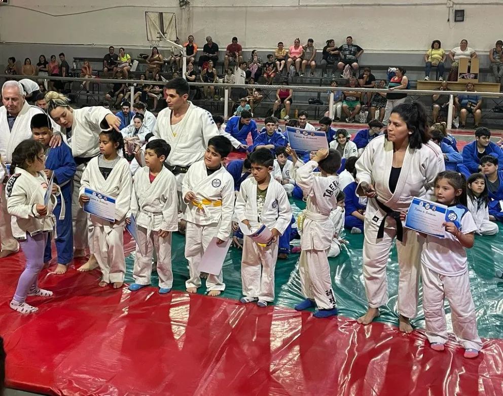  Exitoso cierre de fin de año de la Escuela Municipal de Judo