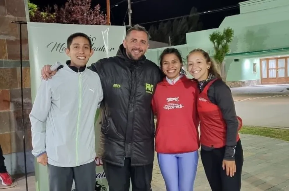 Los atletas cipoleños se quedaron con el podio en "Los Menucos Corre"
