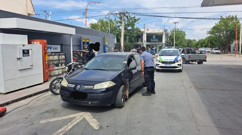 En Cipolletti secuestran auto con pedido de captura de Neuquén y detienen a su conductor buscado desde la justicia de Roca