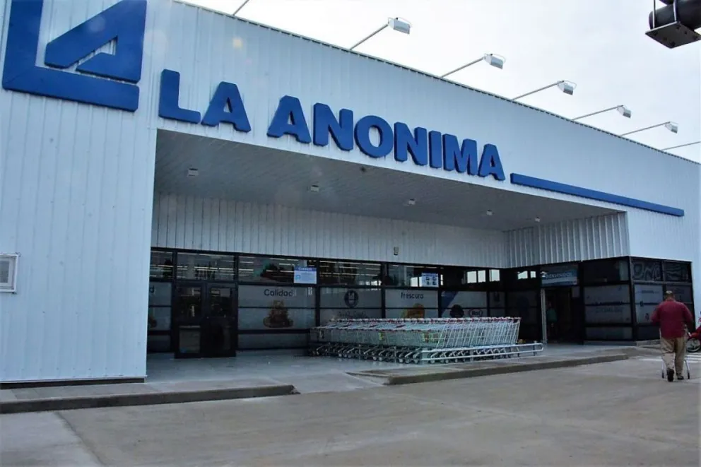  Robaron en plena luz del día en una sucursal de La Anonima