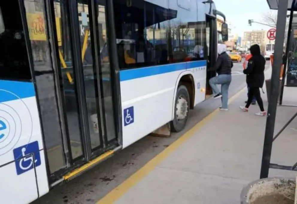La UTA advierte de un posible paro de colectivos si no hay acuerdo paritario
