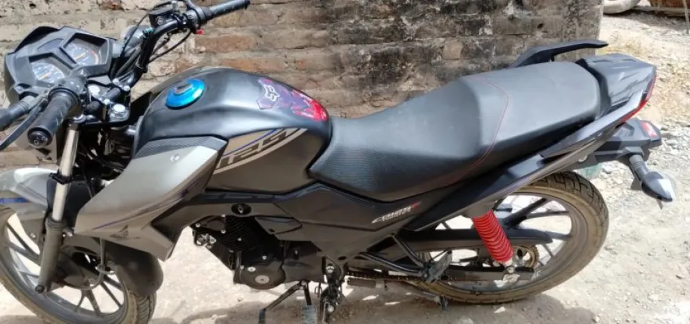 Allanamientos en el alto valle: Recuperaron dos motocicletas robadas