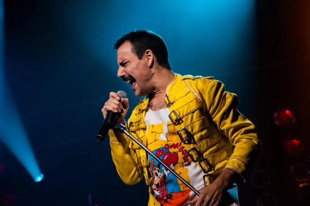 Esta semana llega a la región el exitoso show de "Dios salve a la Reina"