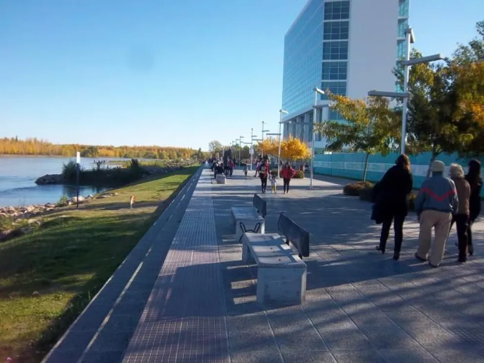 La Fiesta de la Confluencia pone el foco en la limpieza del predio y del Río Limay