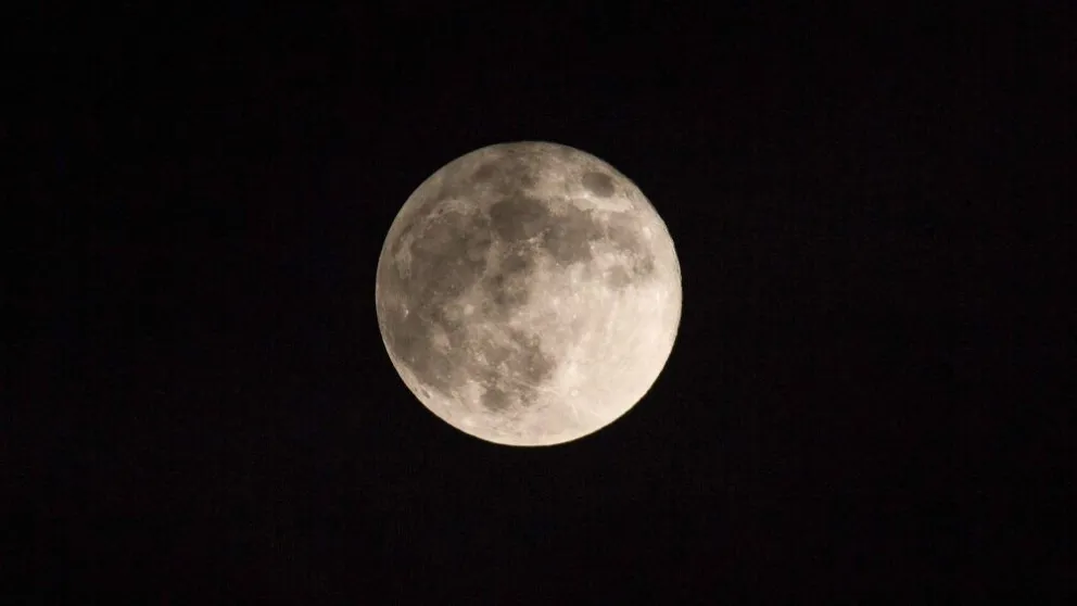 Luna nueva en Sagitario: cuándo es y qué energía astral nos trae