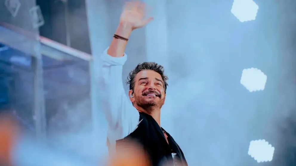 Ricardo Arjona sorprende y anuncia su retiro de los escenarios
