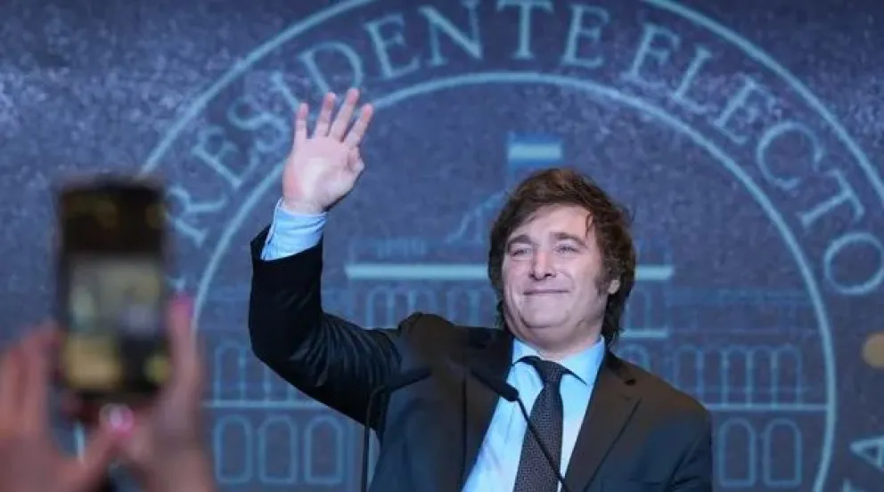 Javier Milei presentará un DNU para modificar la economía y lo explicará mañana por cadena nacional