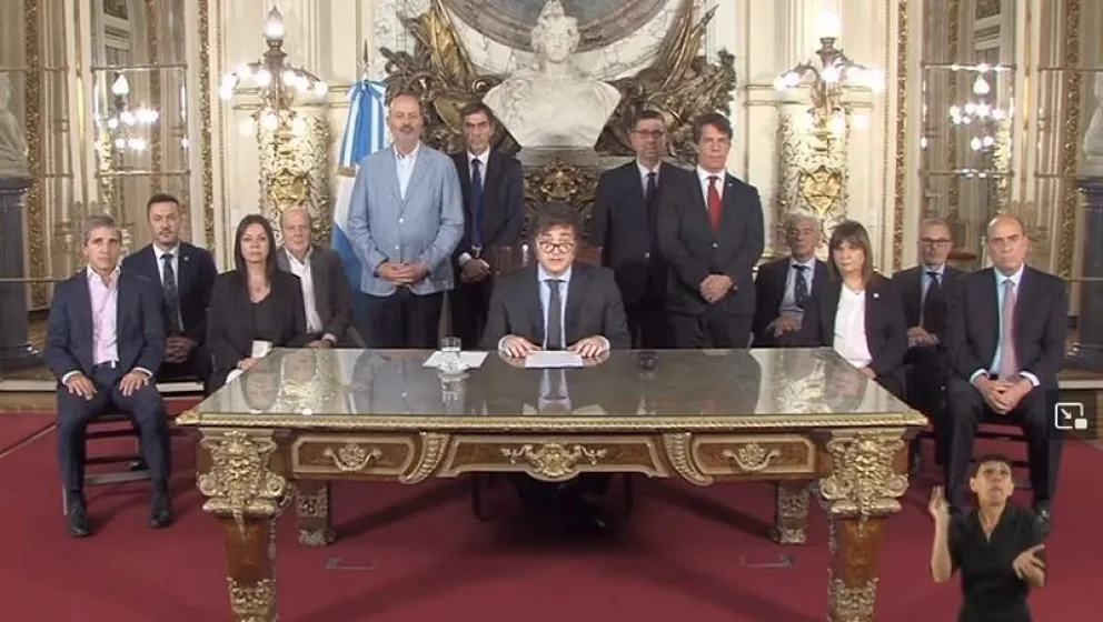 Milei anunció las 30 medidas de desregulación de la economía