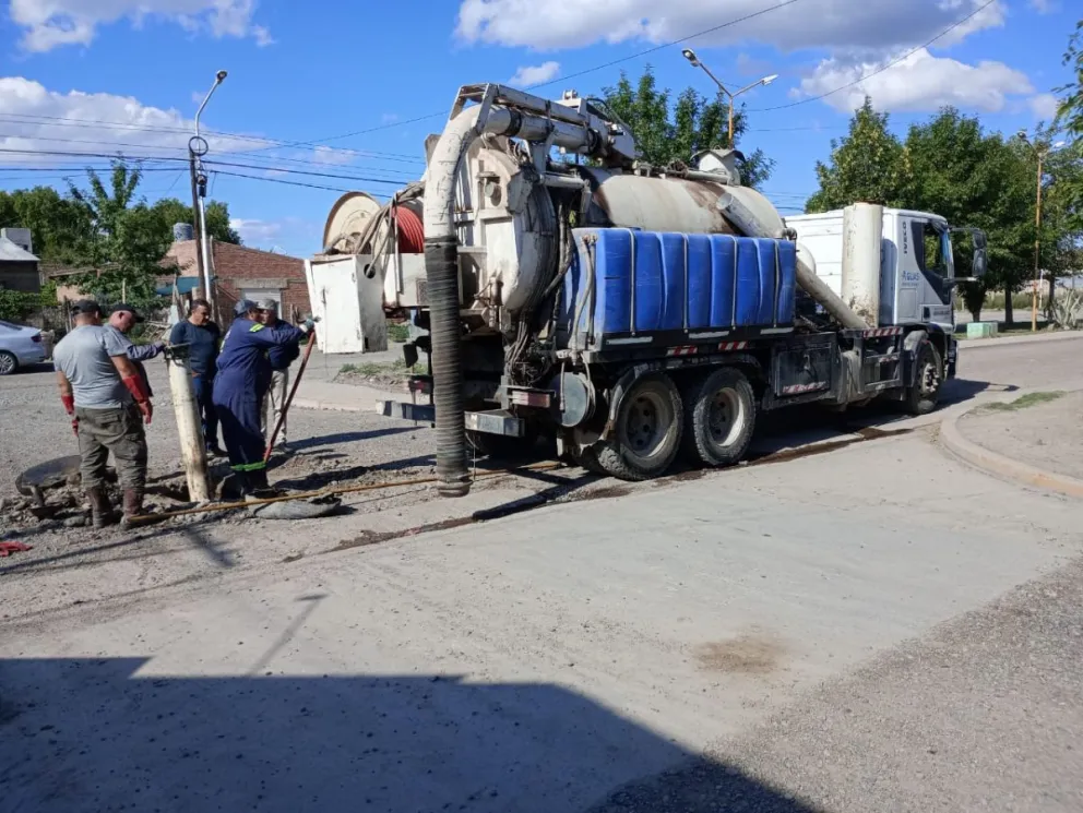 Aguas Rionegrinas trabaja para mejorar el servicio en la región