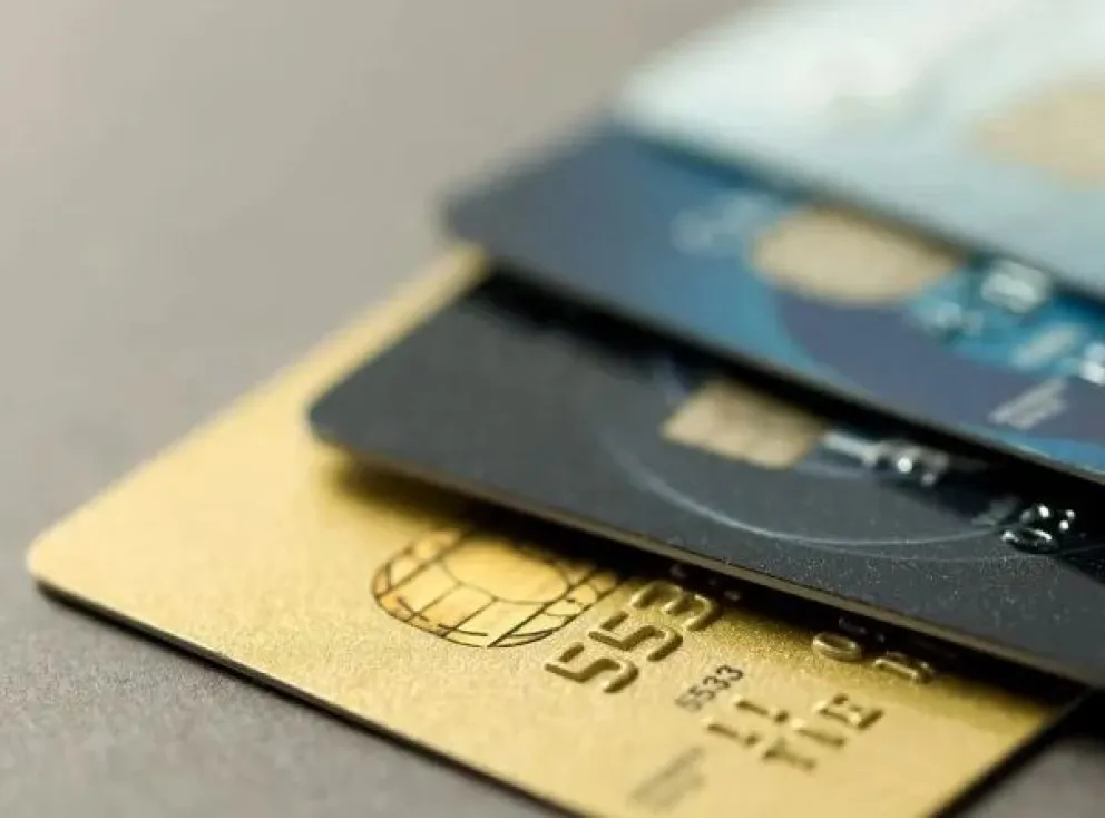 DNU Milei: cuáles son los cambios en las tarjetas de crédito 