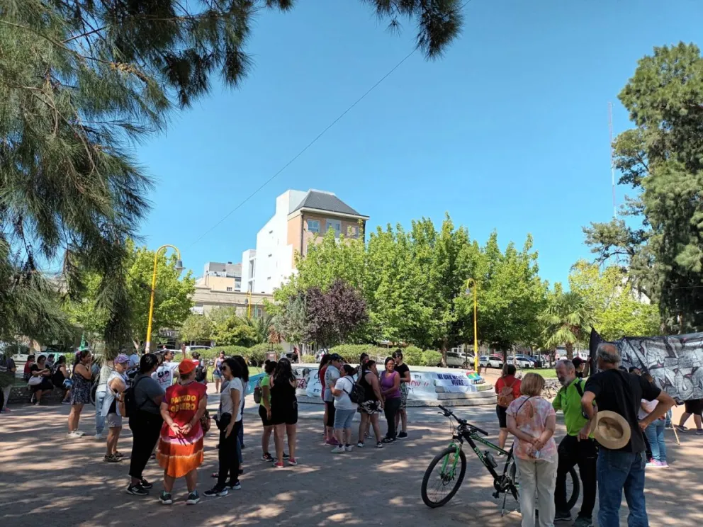 Las multisectorial se concentró en el centro cipoleño pero aún sin marcha 