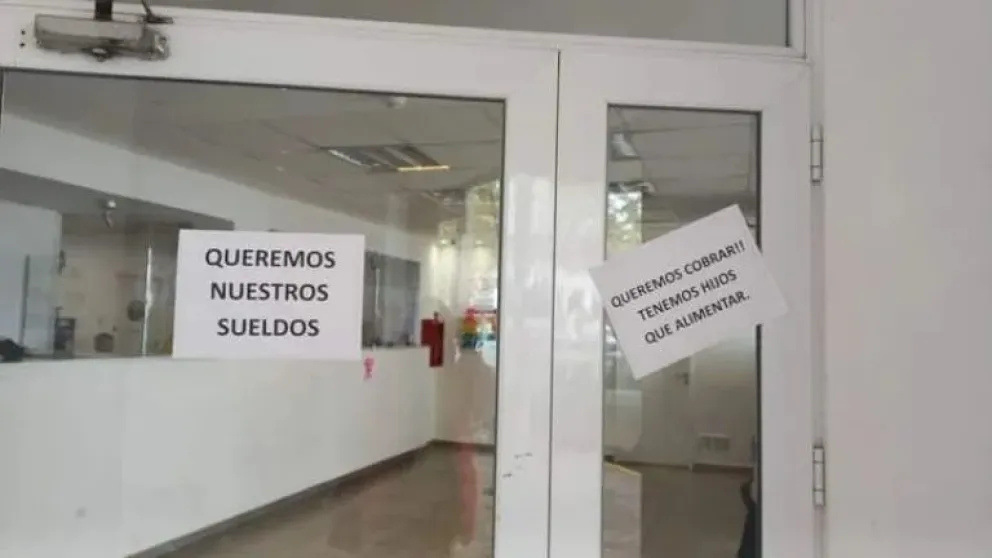 Conflicto salarial: la gerencia del Sanatorio Río Negro responsabilizó a Pami y a la obra social provincial  