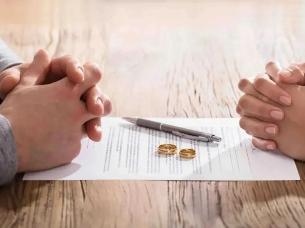 Divorcio express: la nueva alternativa que propone la Ley Ómnibus de Milei