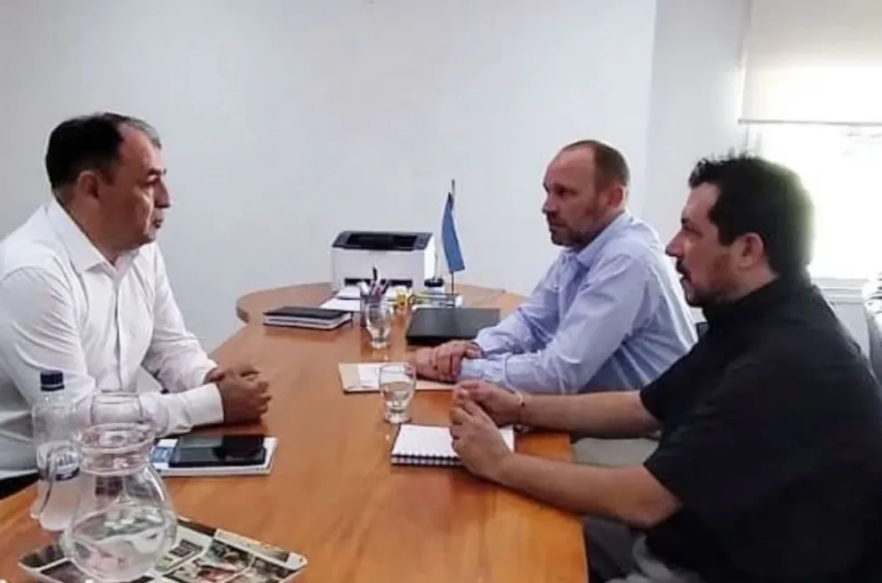 Funcionarios del Alto Valle viajaron a Viedma para avanzar en gestiones con el gobierno provincial