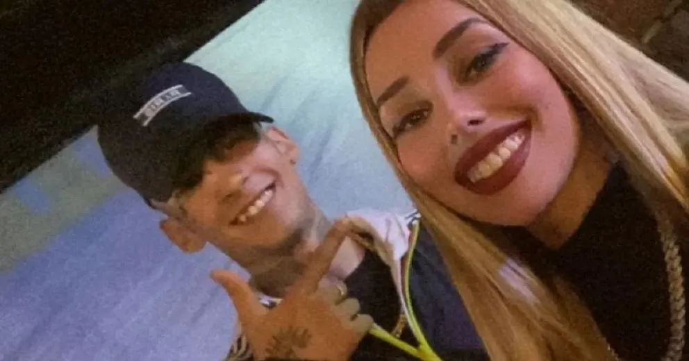 L-Gante sorprende con un inesperado deseo a Tamara Báez en Año Nuevo