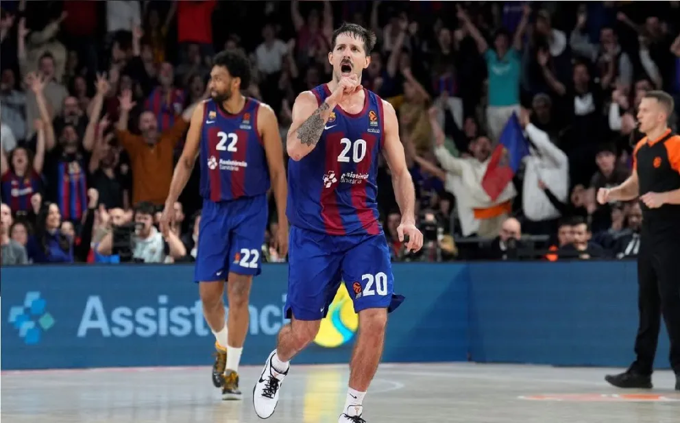Laprovíttola: de figura en el clásico a terminar a los golpes con un rival en pleno juego