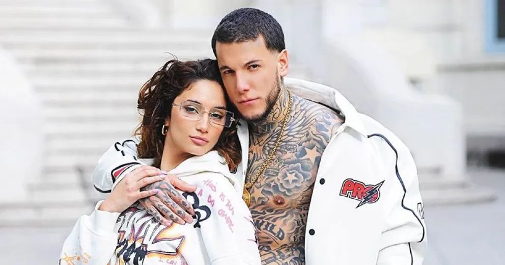 Melody Luz deslumbra con su parecido a Emilia Mernes