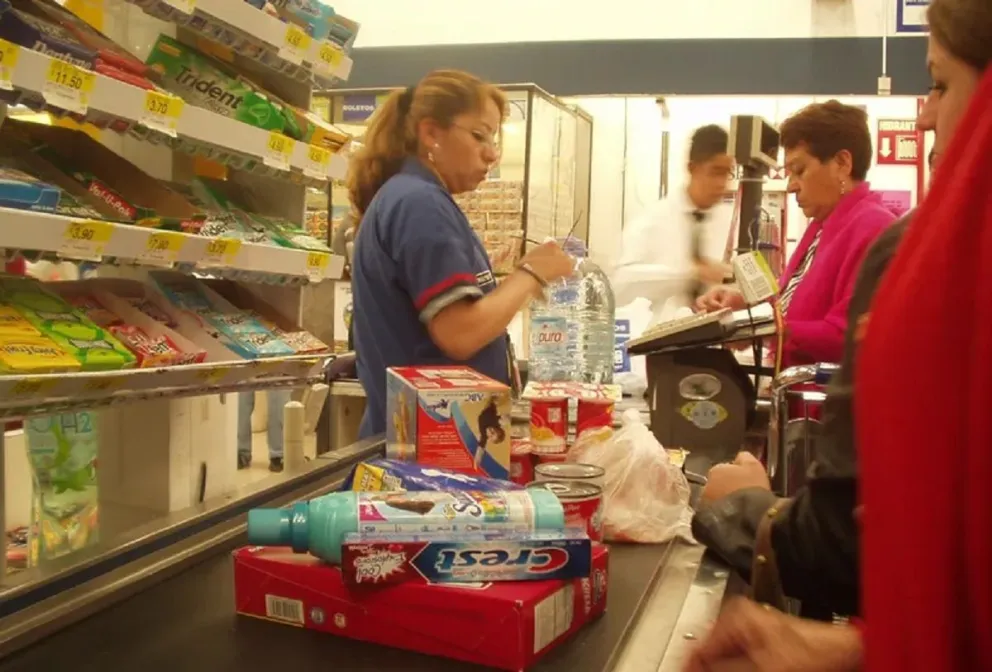 Preocupación en el comercio: la caída de las ventas en diciembre fue la peor de los últimos tiempos